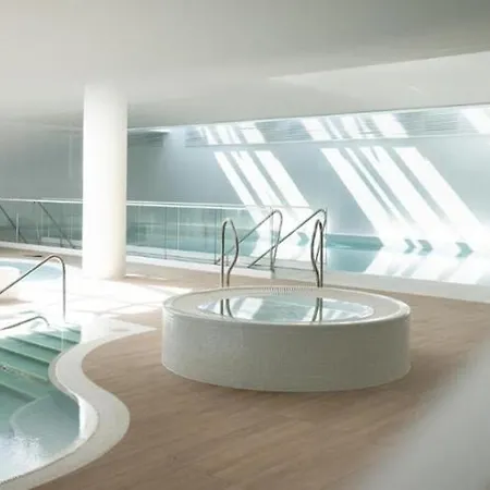 In Near And Spa, Cleaning Included Lägenhet *